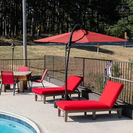 Stonegate Lodge 2 Queen Beds Wifi Roku Tv Salt Water Pool Room #106 Eureka Springs Exterior photo