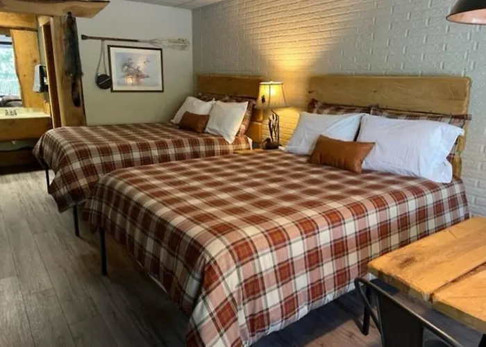Stonegate Lodge 2 Queen Beds Wifi Roku Tv Salt Water Pool Room #106